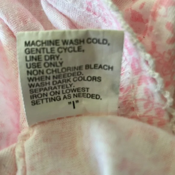 Miss Elaine petites nightgown - Picture 5 of 6